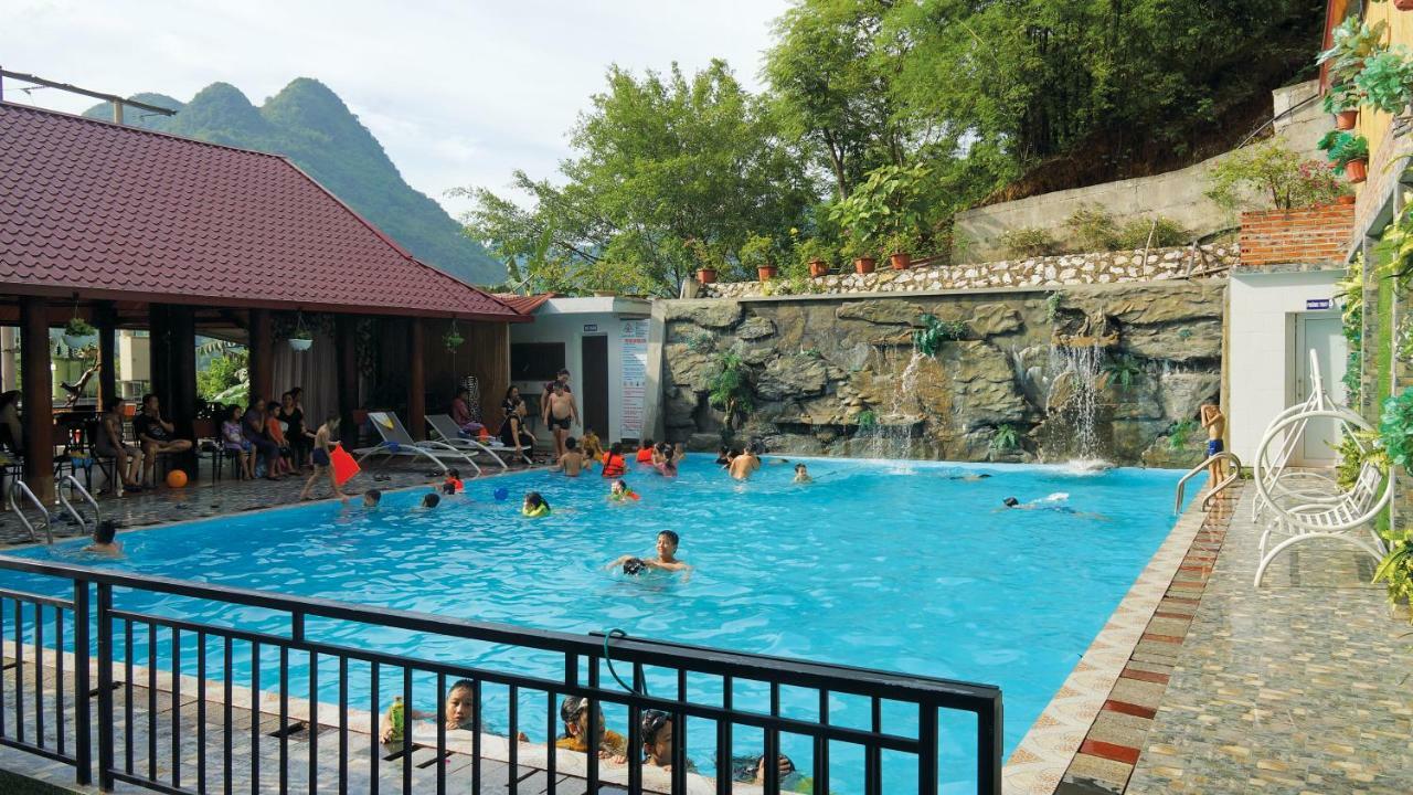 Khoa Thanh Hotel Hoa Binh Exterior photo